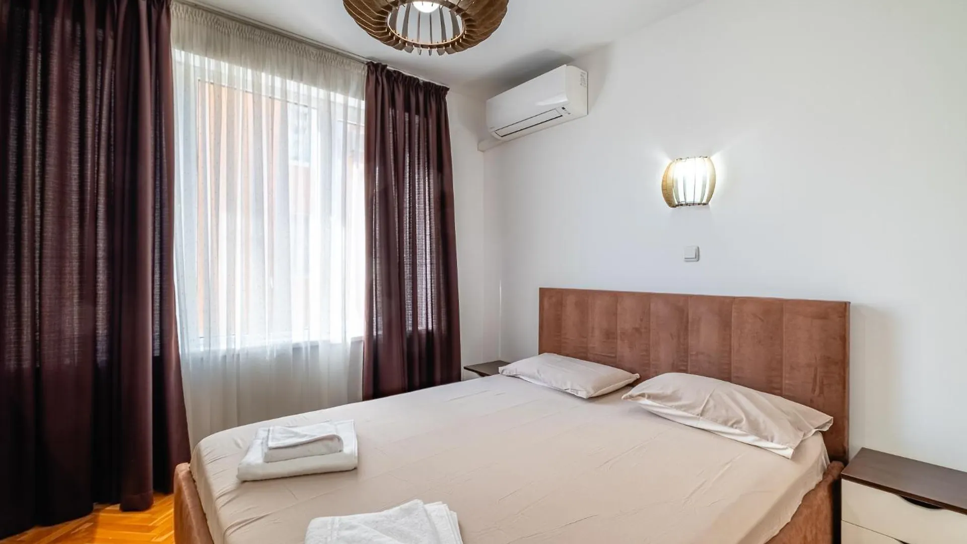 Seaside Serenity Charming Apartment By Sea Garden Varna