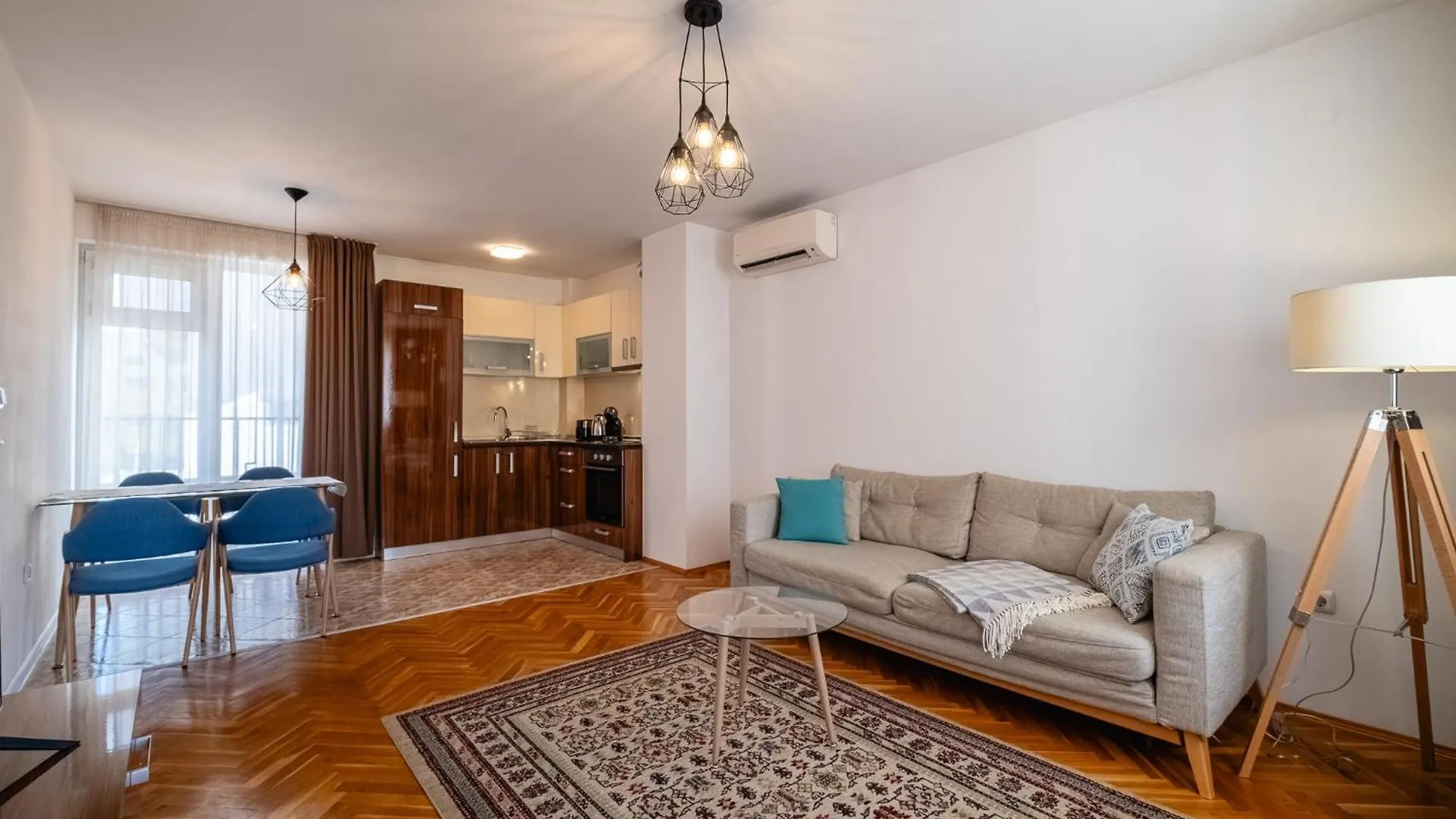 Seaside Serenity Charming Apartment By Sea Garden Varna
