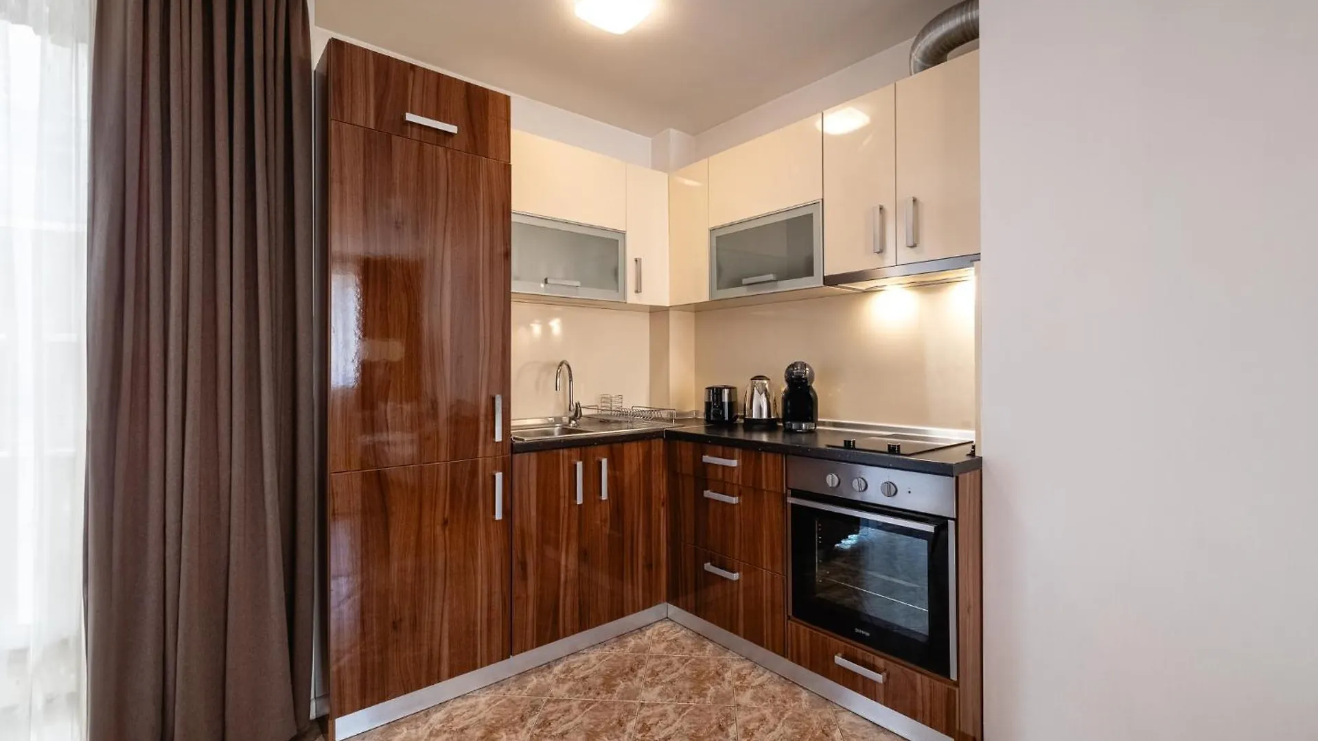 Seaside Serenity Charming Apartment By Sea Garden Varna